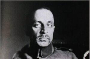 Fósforo #19 &quot;Notas sobre a melodia das coisas&quot; Rainer Maria Rilke Sexta-feira, 10 de Junho de 2016 relvado da Ribeira das Naus