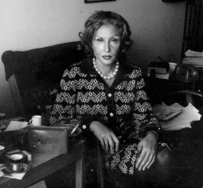 Fósforo #62 &quot;Água Viva&quot; Clarice Lispector Segunda-feira, 26 de Junho de 2017 Pátio interior do edifício B1 da FCSH