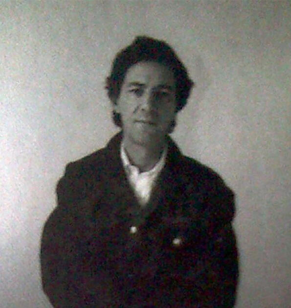 Fósforo #47 "A pequena face" António Franco Alexandre Segunda-feira, 27 de Fevereiro de 2017 2º andar do número 36 da Avenida de Berna.