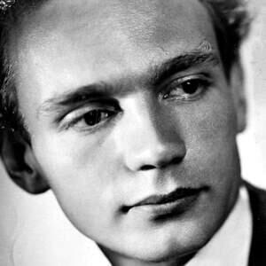 Fósforo #94 &quot;A nossa necessidade de consolo é impossível de satisfazer&quot; Stig Dagerman Domingo, 19 de Janeiro de 2020 Com Calma - Espaço Cultural